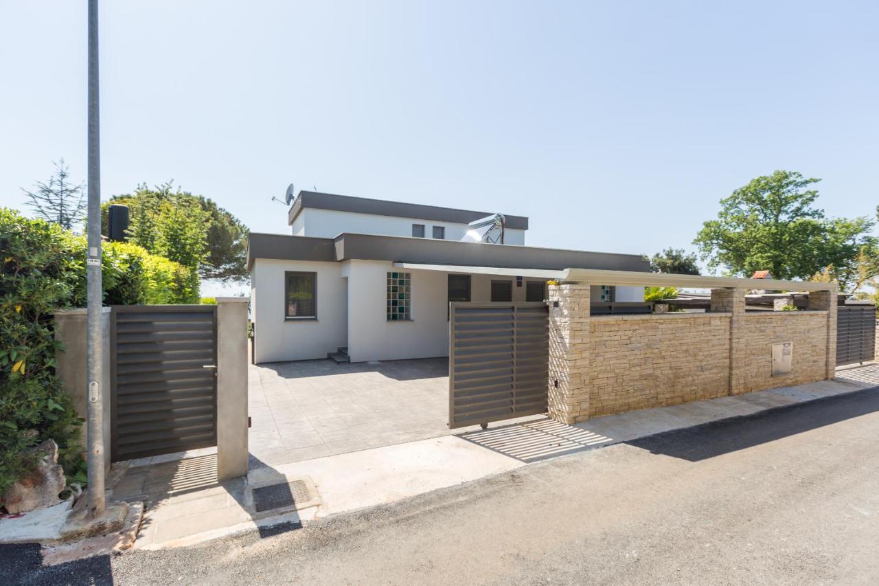 Villa Lucia Umag Ngoại thất bức ảnh