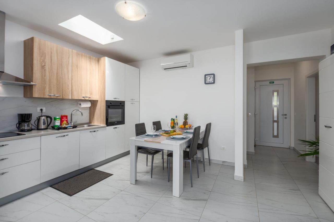 Villa Lucia Umag Ngoại thất bức ảnh